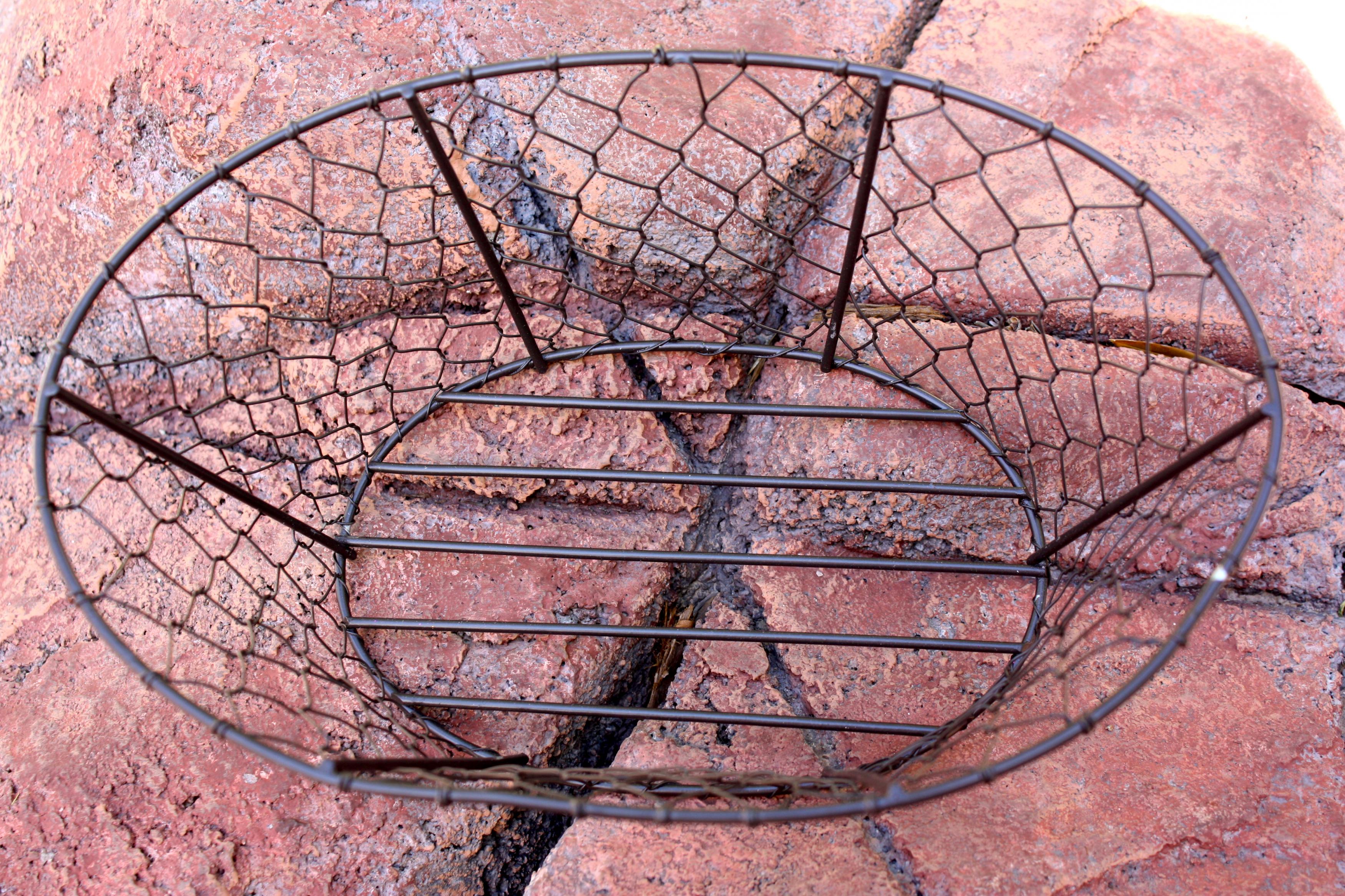 Vintage Inspired Wire Basket on Luulla